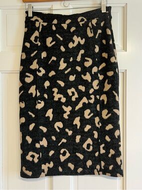 Maeve Fleece Sweater Leopard Print Midi Skirt